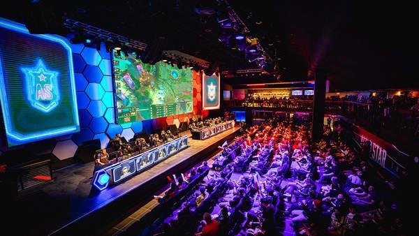 外媒分享2025年值得关注的辅助 TOP5：FPX.Hang上榜