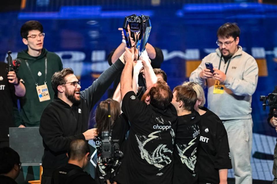 继续重建道路 shox正式加盟Liquid